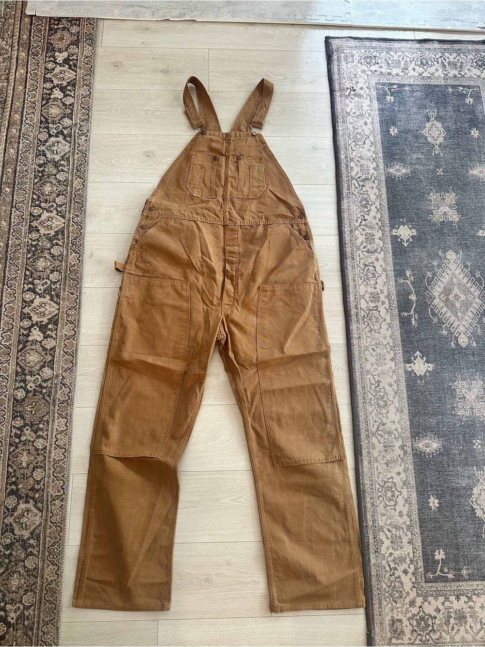 Men’s Khaki Oversize Outfitters Carpenter Overalls